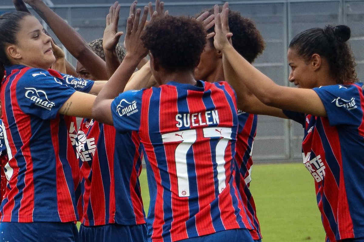bahia goleia no feminino