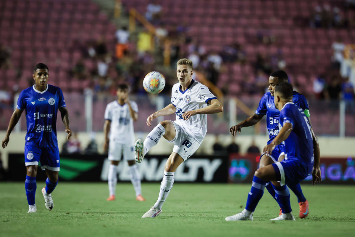 jota em confiança x bahia