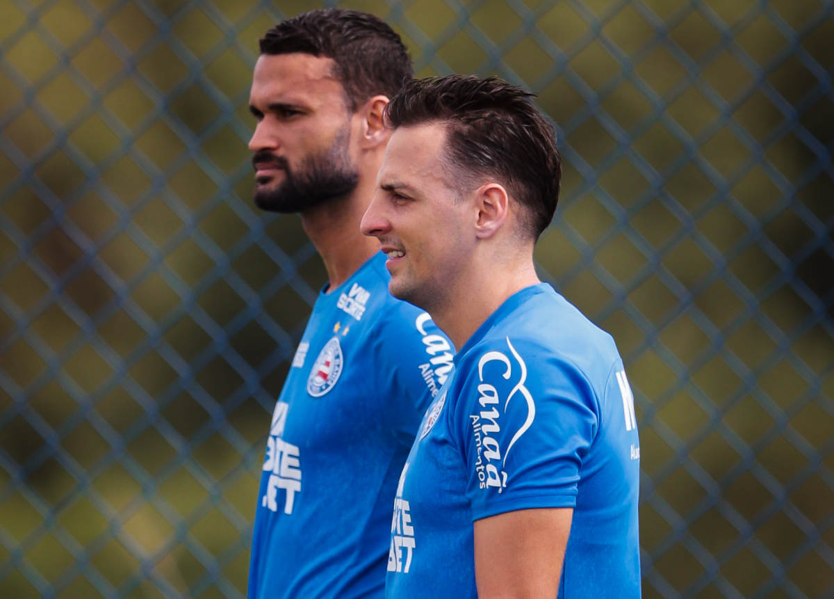 treino do bahia com arias e willian josé