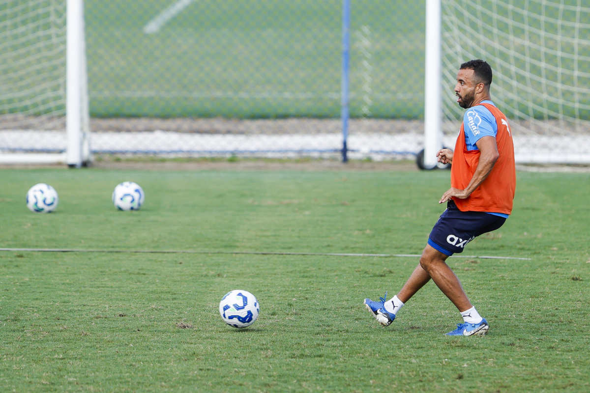 caio alexandre em treino do bahia