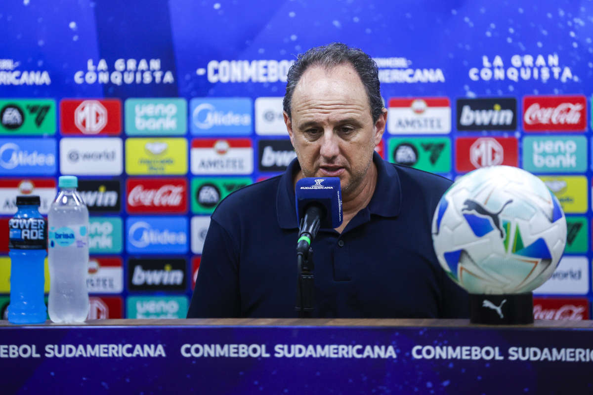 ceni em coletiva do bahia