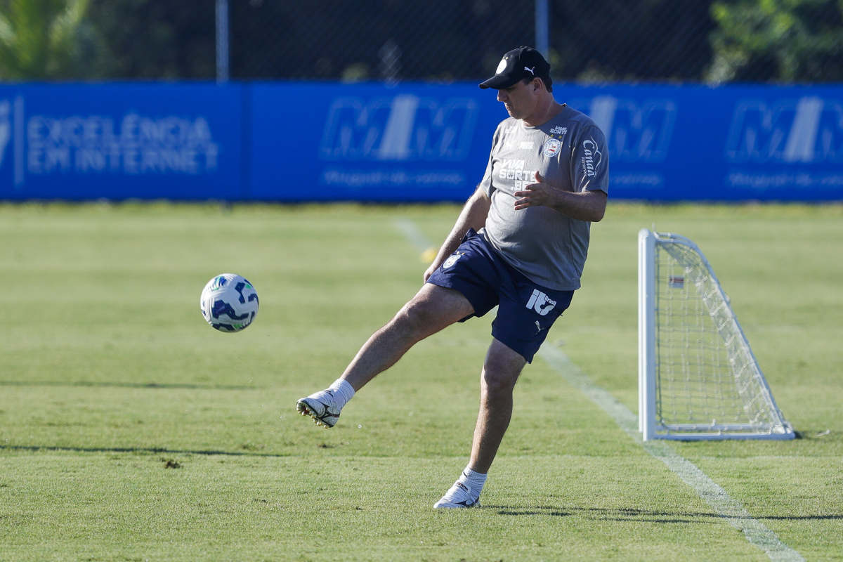 ceni em treino do bahia