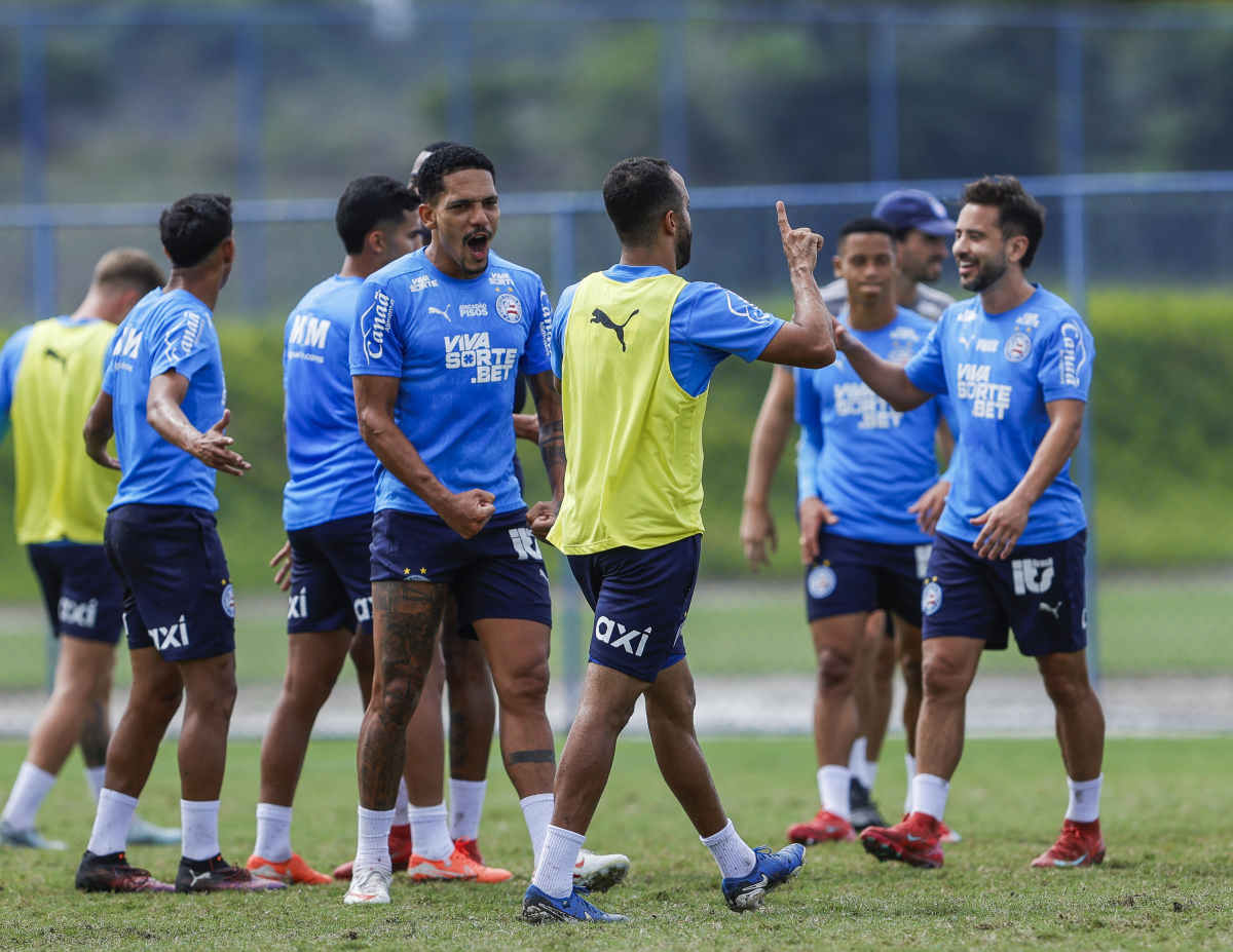 treino do bahia com gilberto
