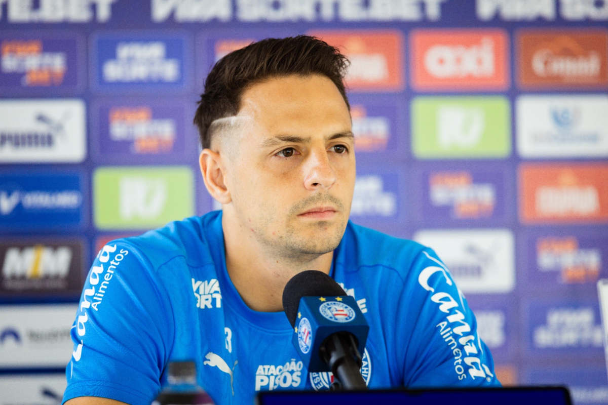 arias em coletiva do bahia