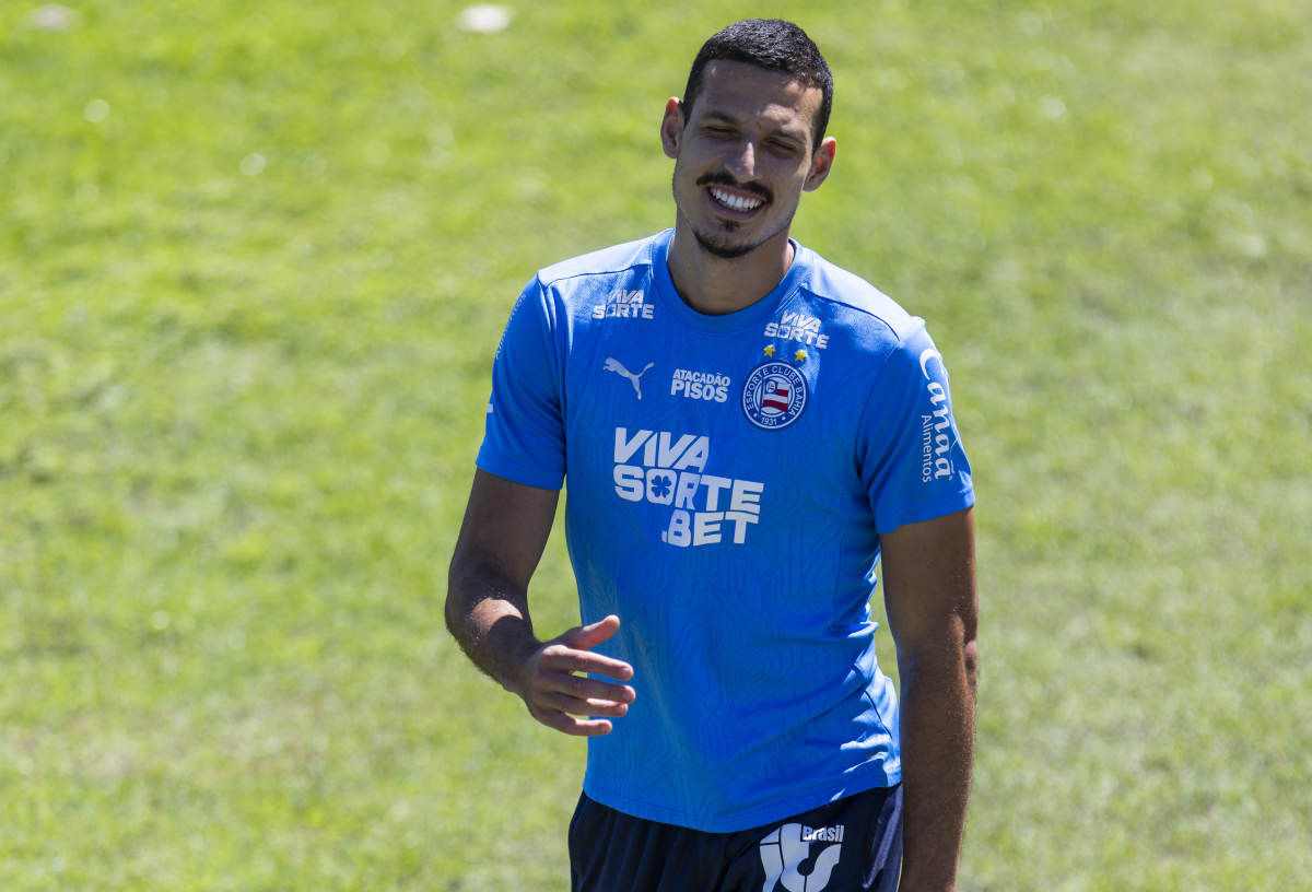gabriel xavier em treino do bahia