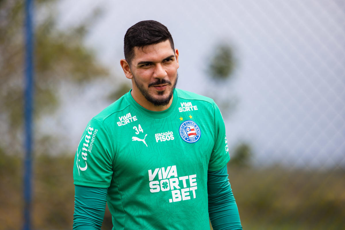 joão paulo em treino do bahia