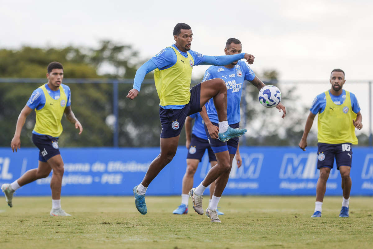 rezende em treino do bahia
