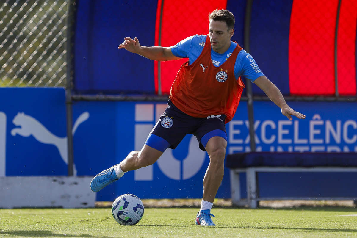 arias em treino do bahia