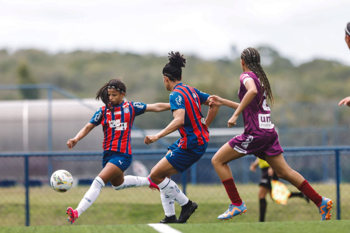bahia feminino em jogo do baianão