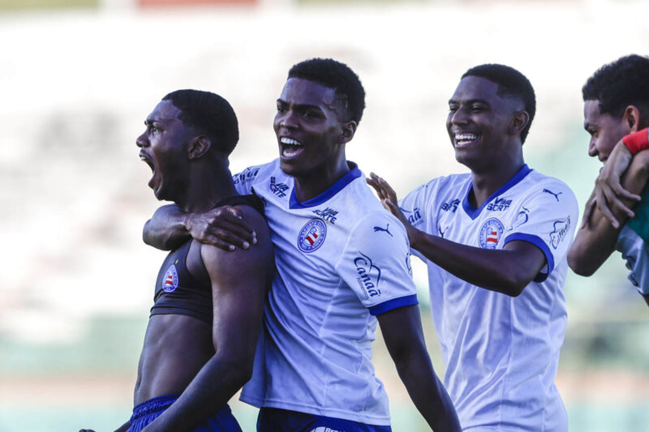 roger faz gol do bahia no sub-20
