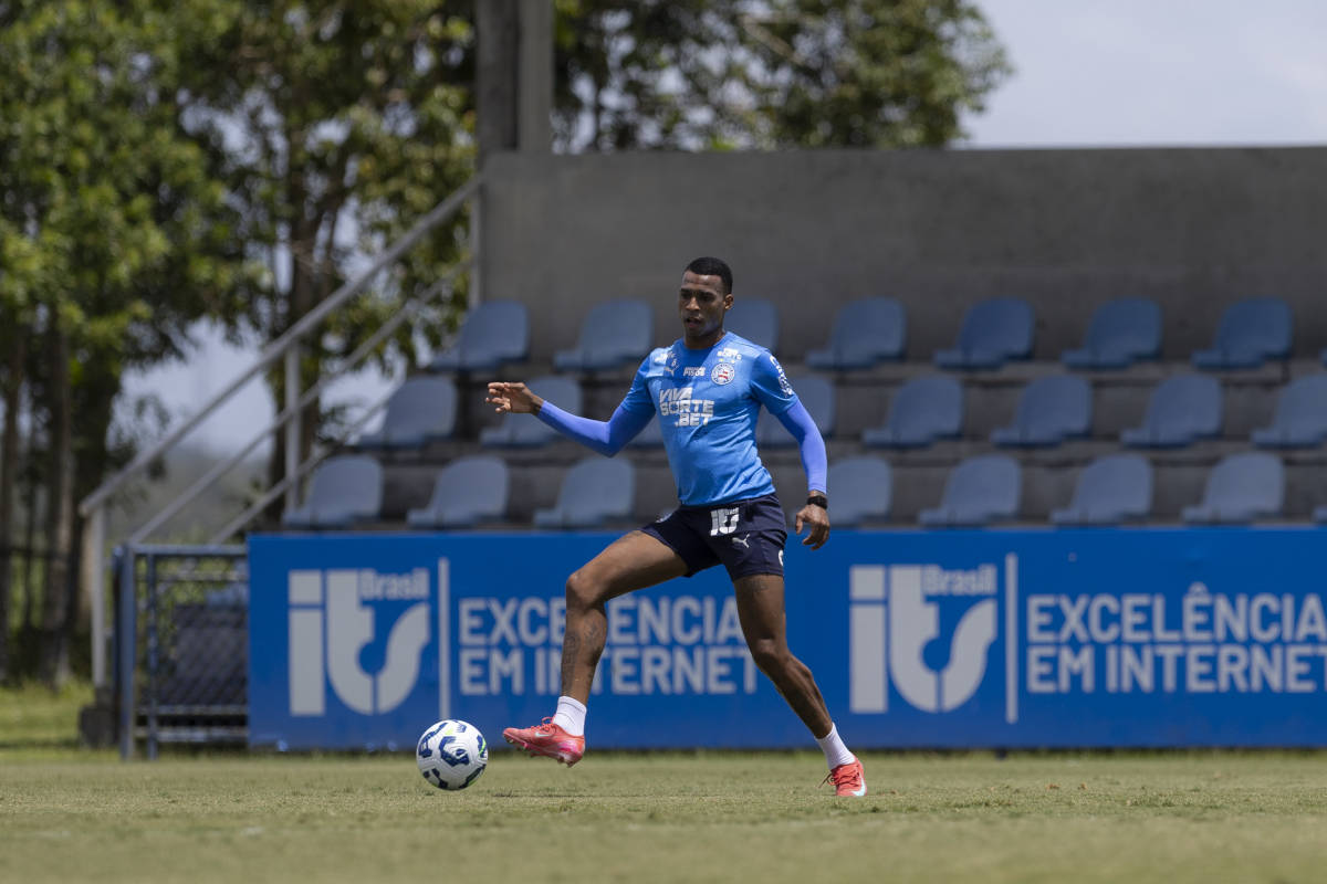 jean lucas em treino do bahia