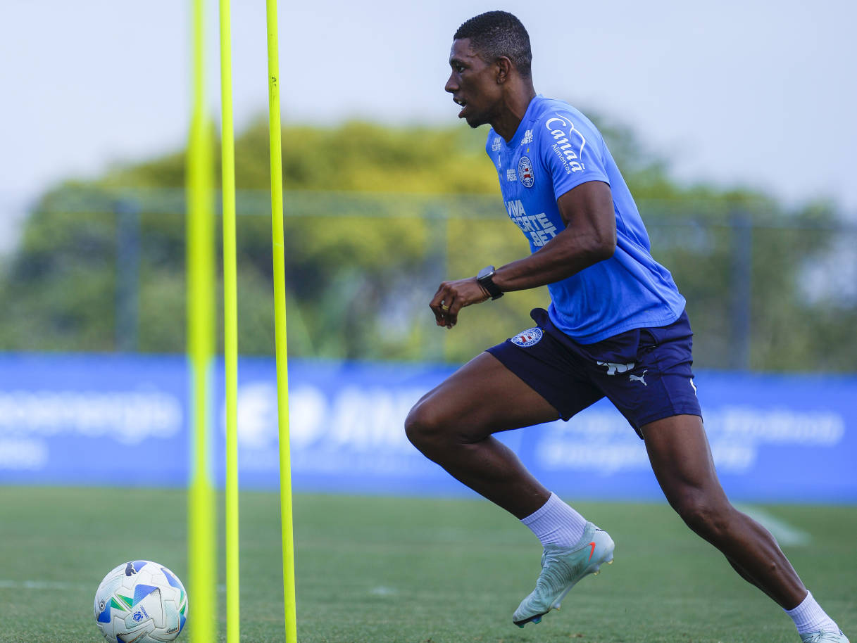 kanu em treino do bahia