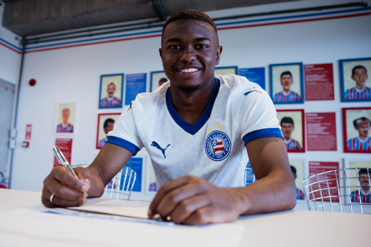 sidney renova com o bahia