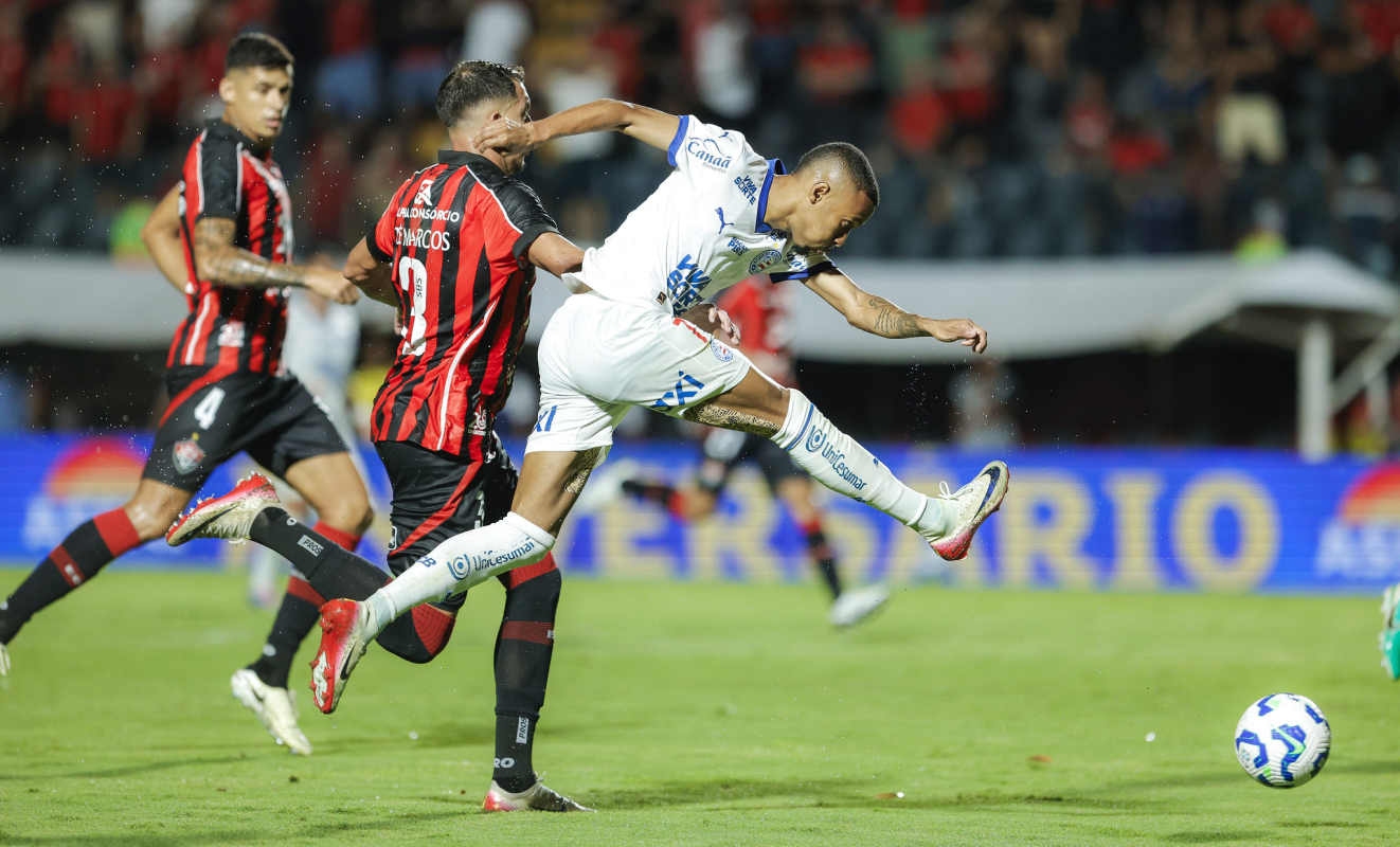 ademir em vitória x bahia