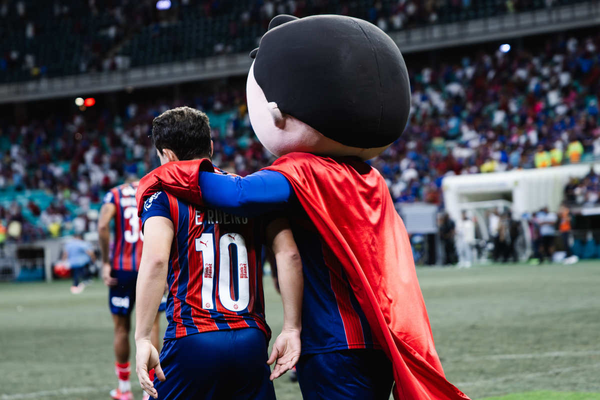 everton ribeiro e superman