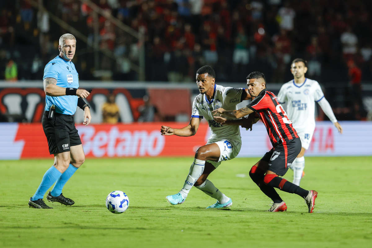 rezende em vitória x bahia