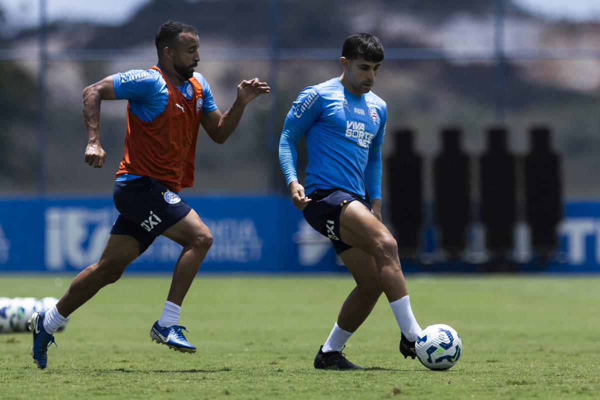treino do bahia com caio alexandre e acevedo
