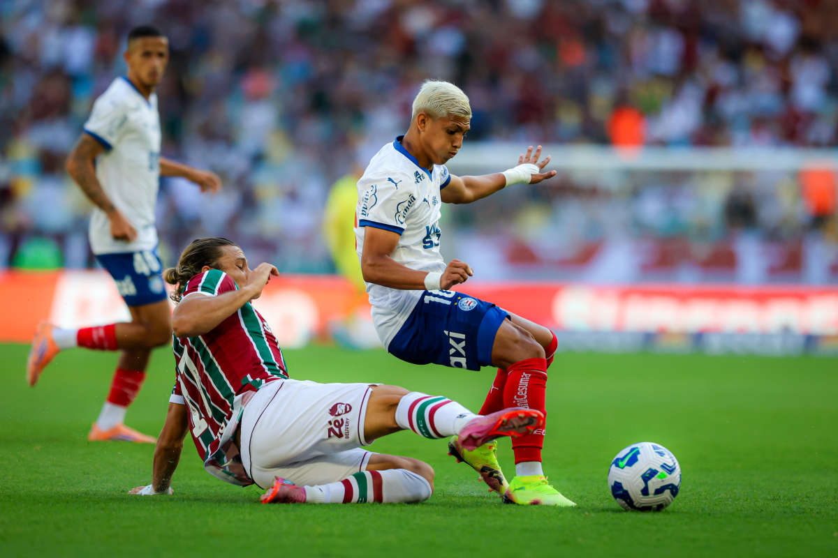 pulga em fluminense x bahia