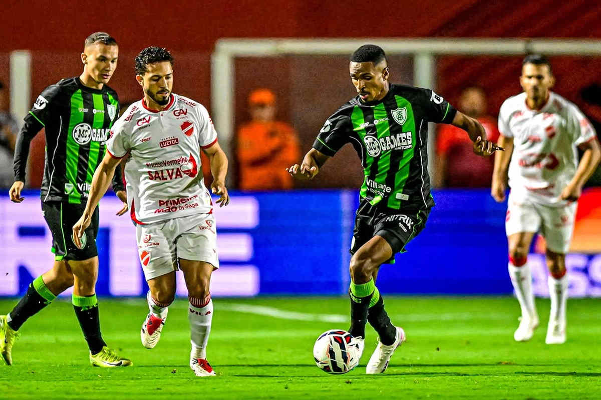 miqueias, emprestado pelo bahia