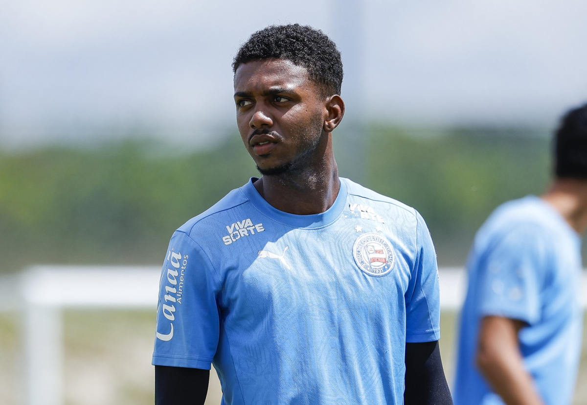 roger em treino do bahia