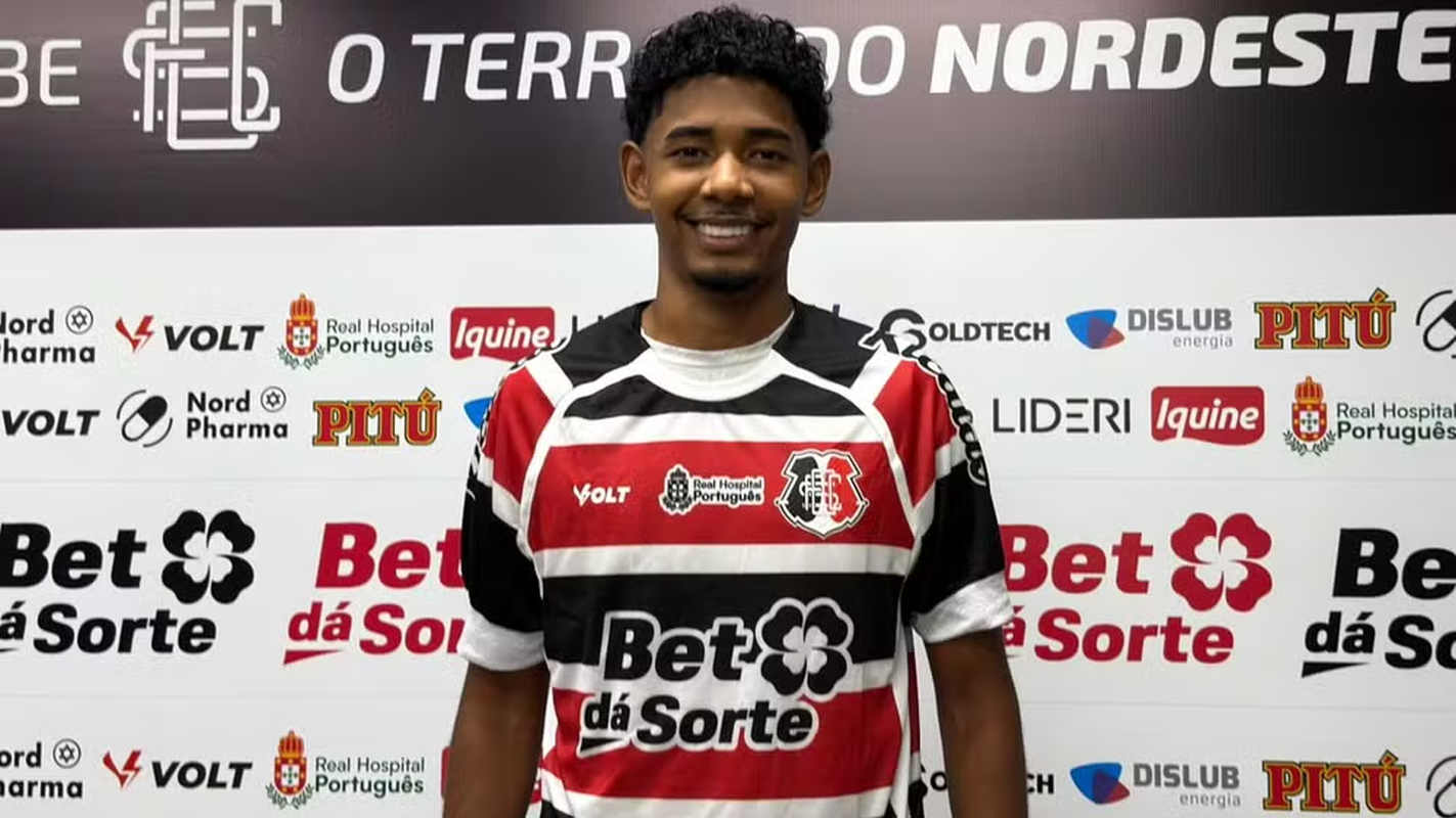 vitinho, do bahia, no santa cruz