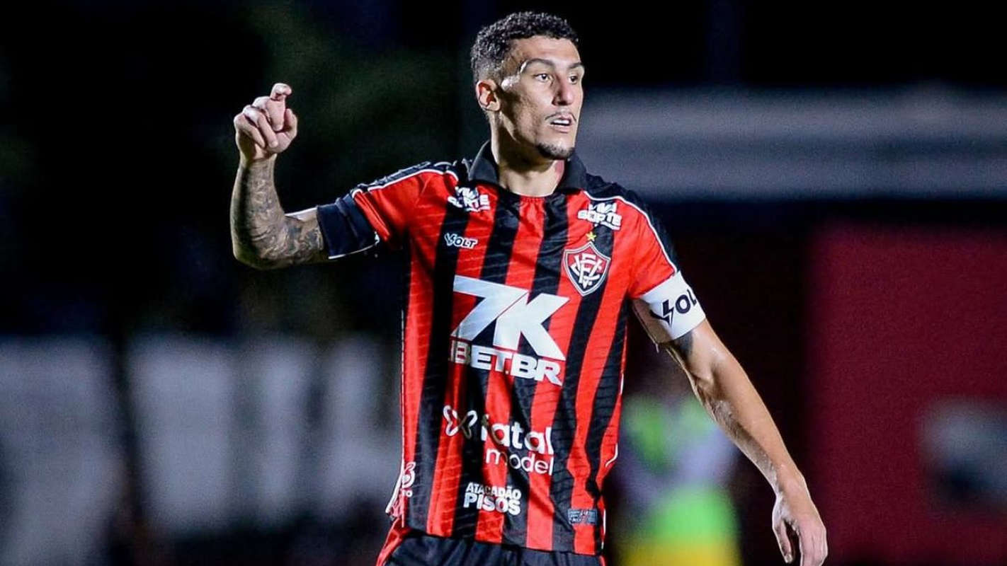 baralhas, jogador do vitória, rival do bahia