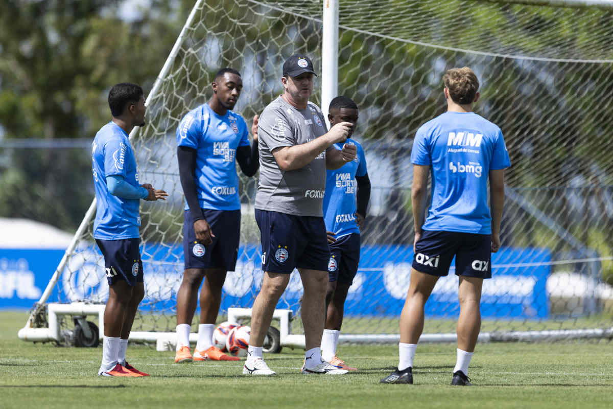 ceni em treino do bahia com time jovem