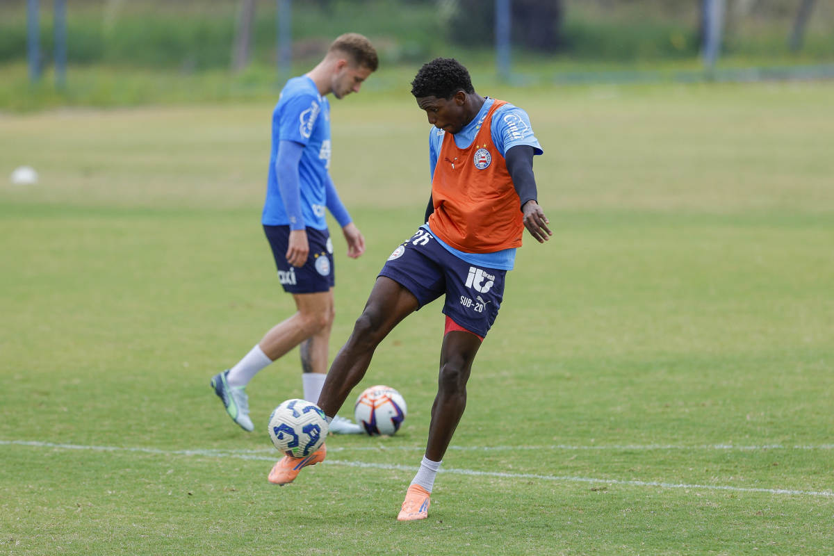 ruan pablo em treino do bahia