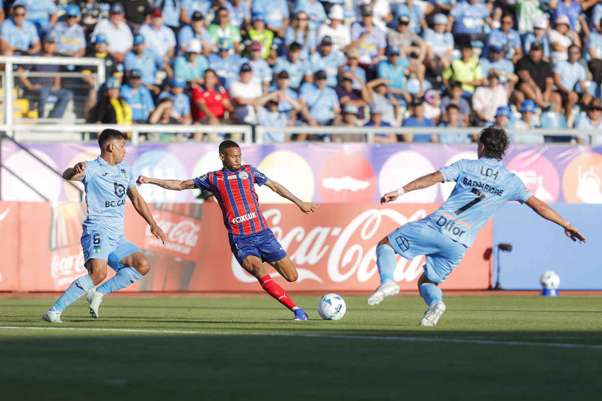 ademir em o'higgins x bahia