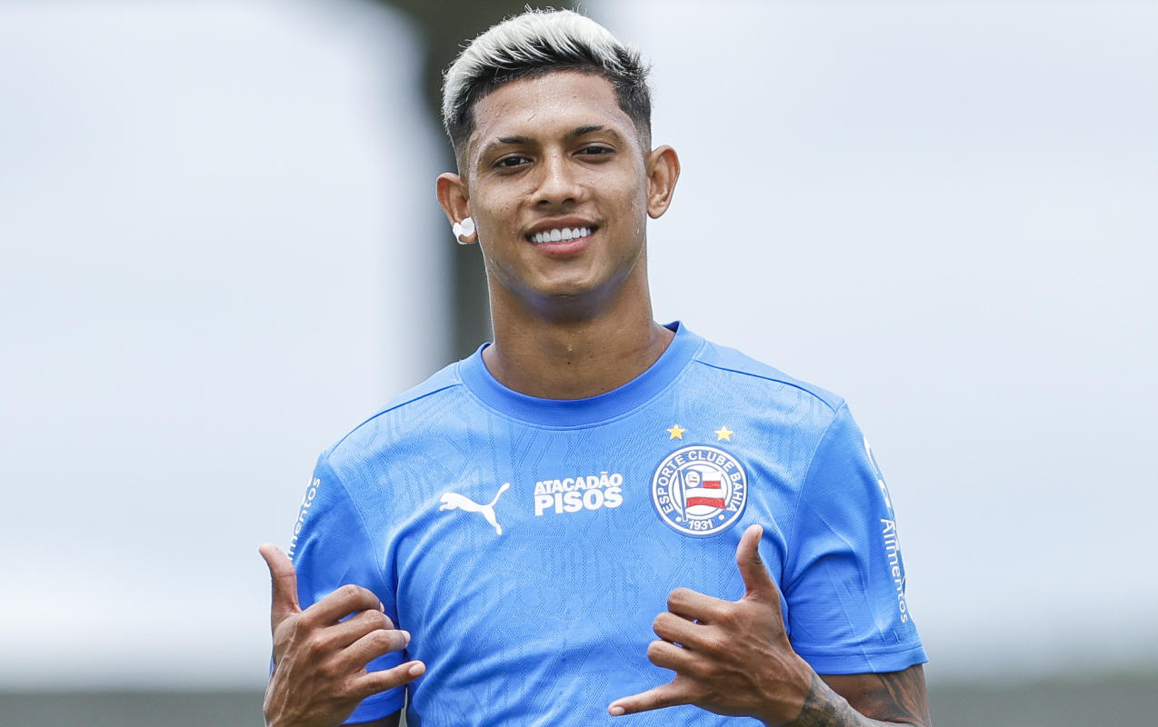 erick pulga em treino do bahia