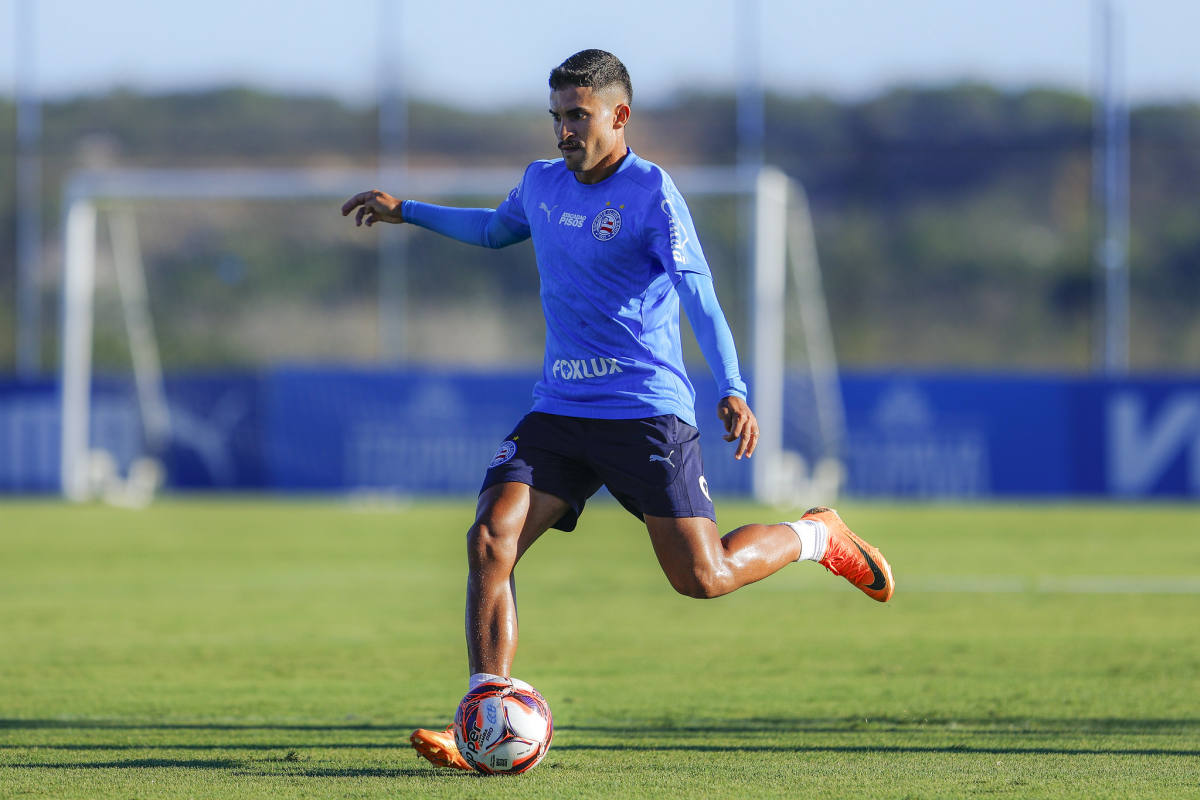 rodrigo nestor em treino do bahia