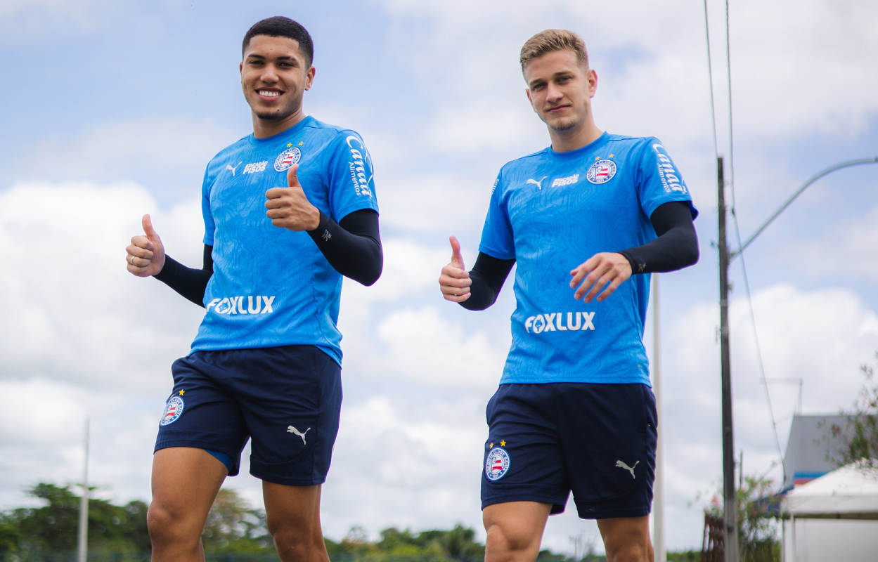 zé guilherme e joga em treino do bahia