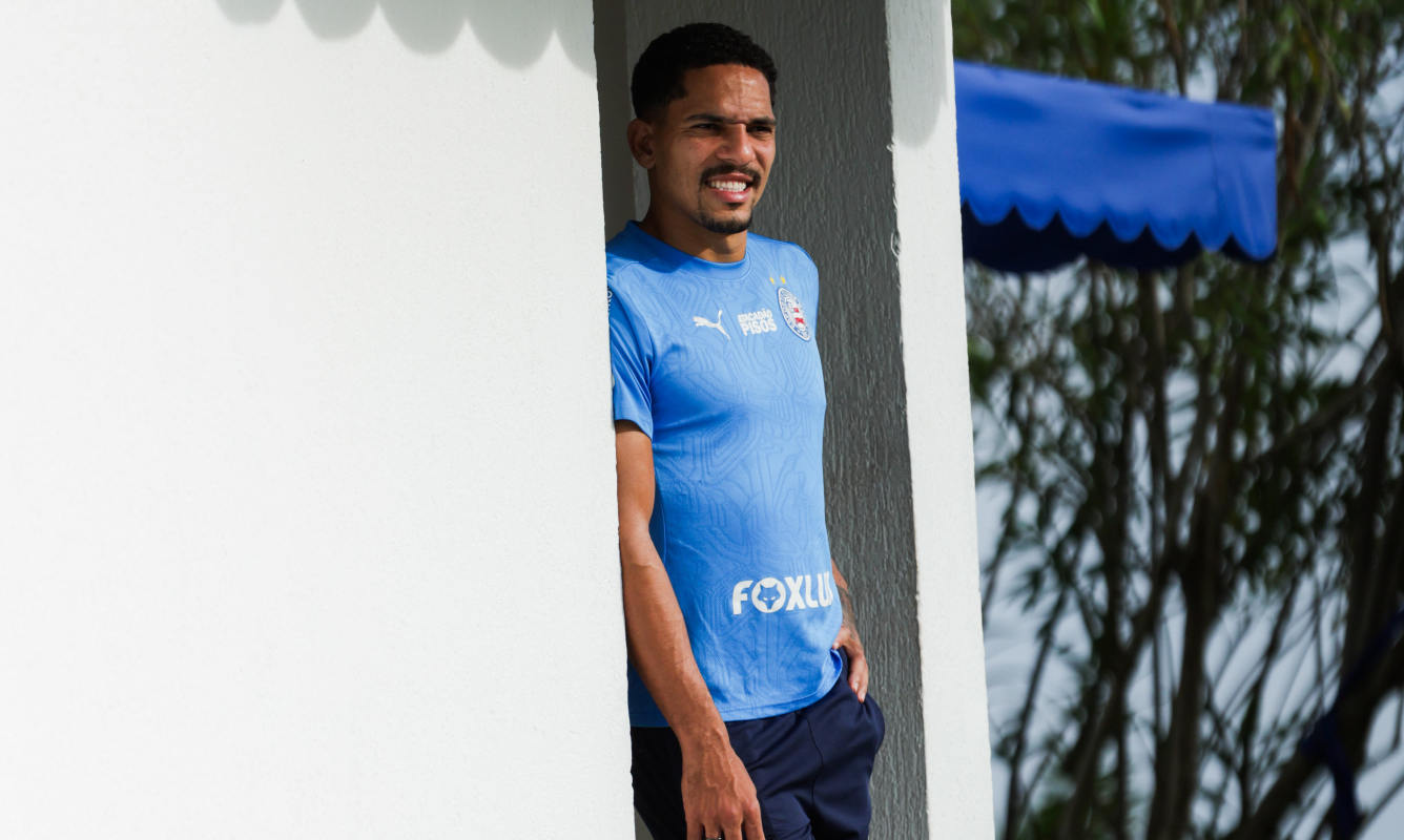 gilberto no ct do bahia