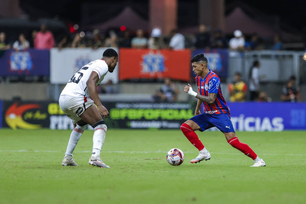 pulga em bahia x vitória