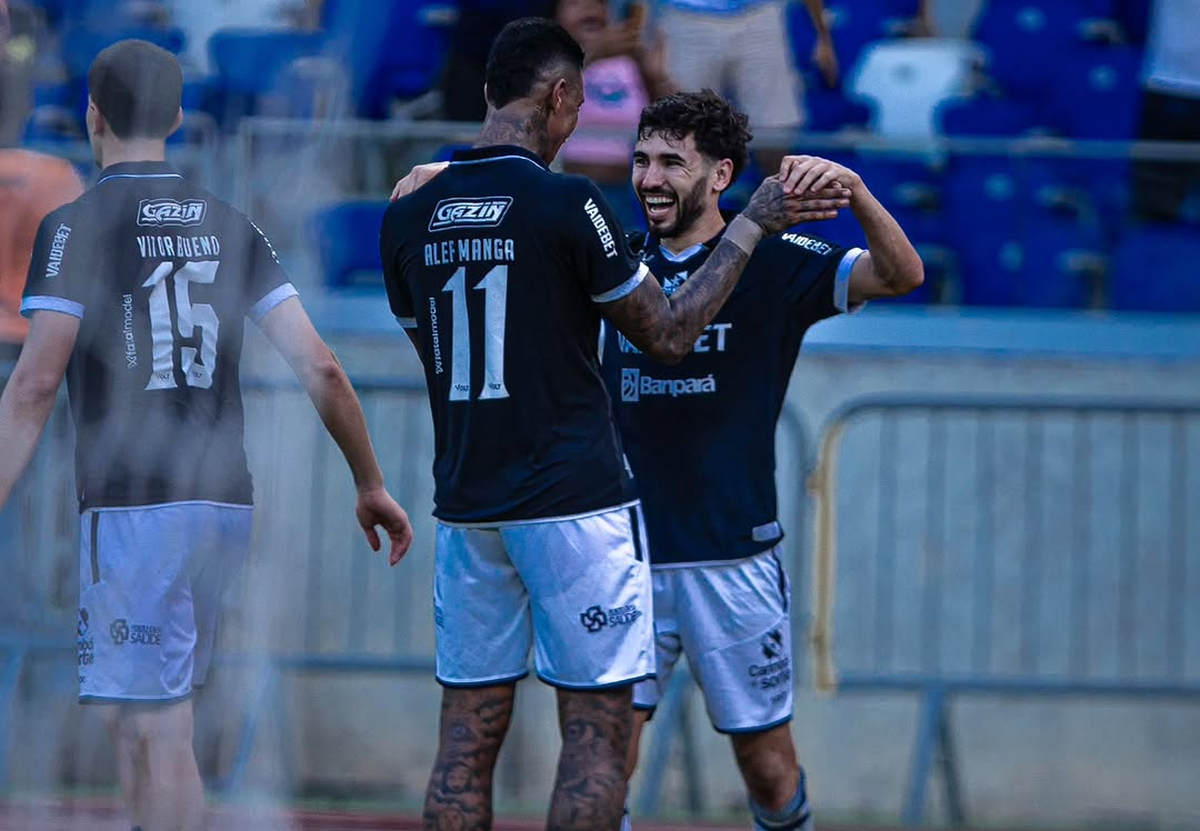 remo comemora gol contra o bahia
