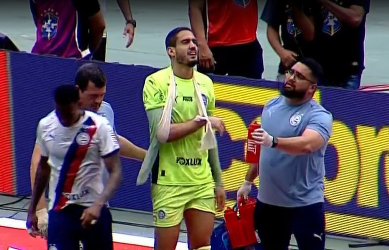 ronaldo sofre lesão em remo x bahia