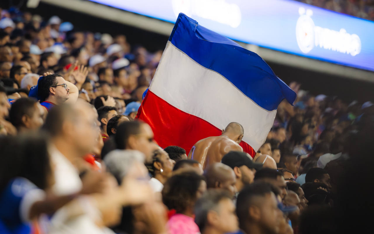torcida do bahia na fonte nova