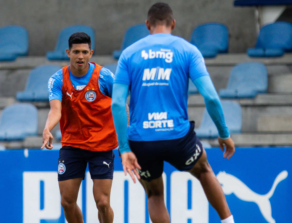 pulga em treino do bahia