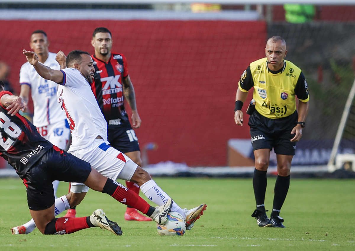 wilton pereira sampaio em bahia x vitória, ba-vi de 2025