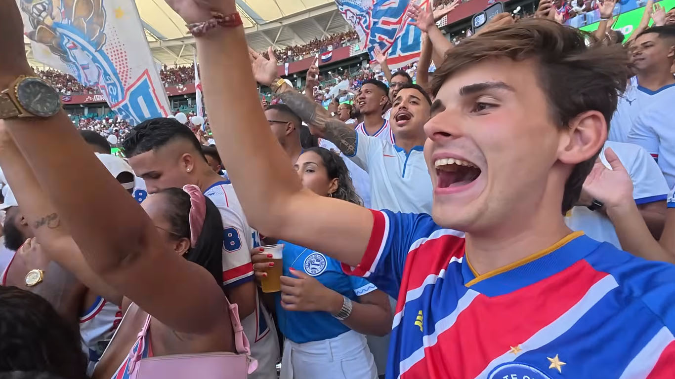 Viajante espanhol visita a Fonte Nova e se apaixona pelo Bahia