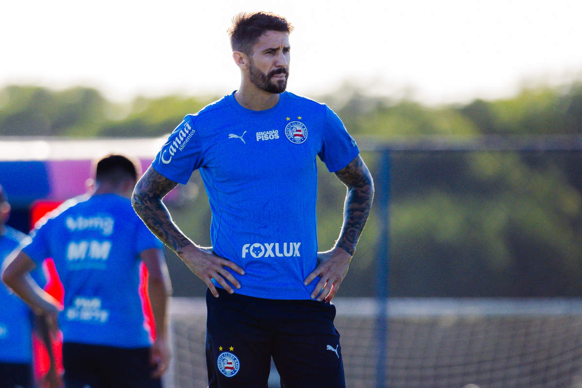 everaldo em treino do bahia