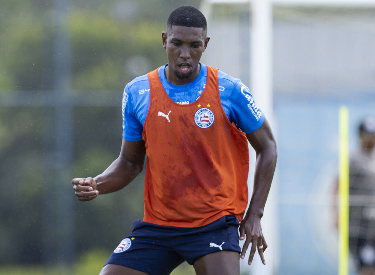 kanu em treino do bahia