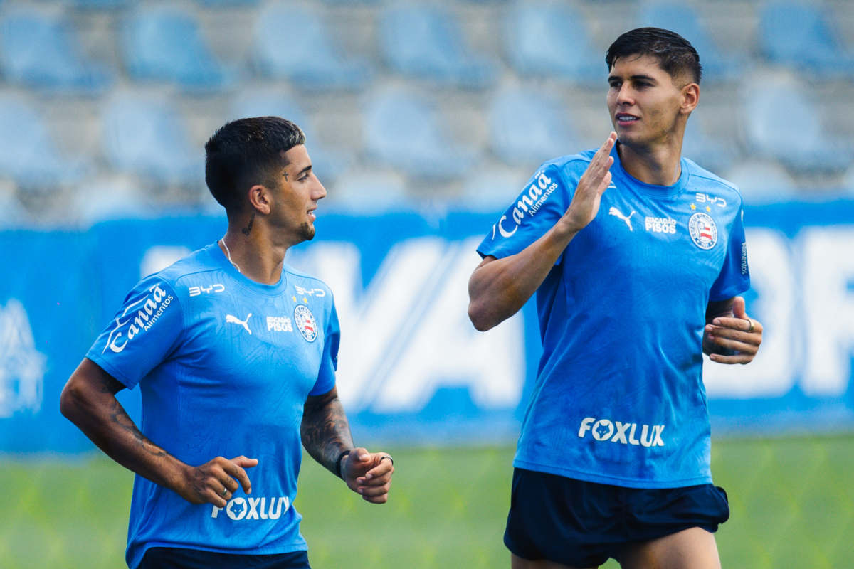 kike olivera e mingo em treino do bahia