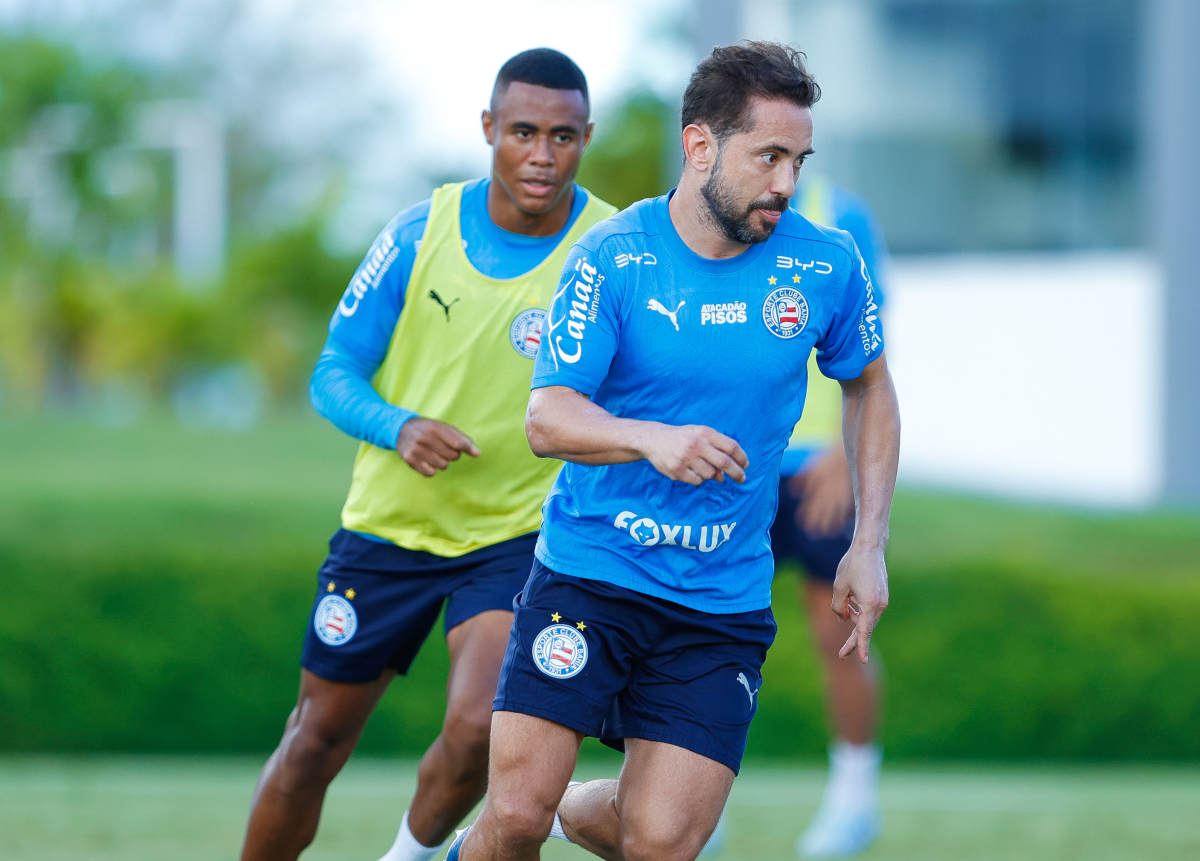 everton ribeiro e erick em treino do bahia