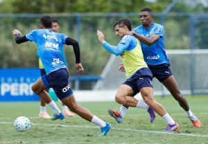 treino do bahia com acevedo e kanu