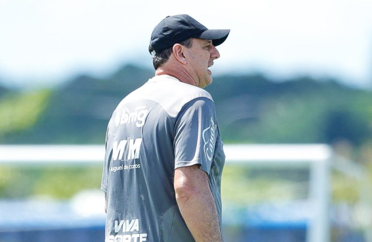 rogério ceni em treino do bahia